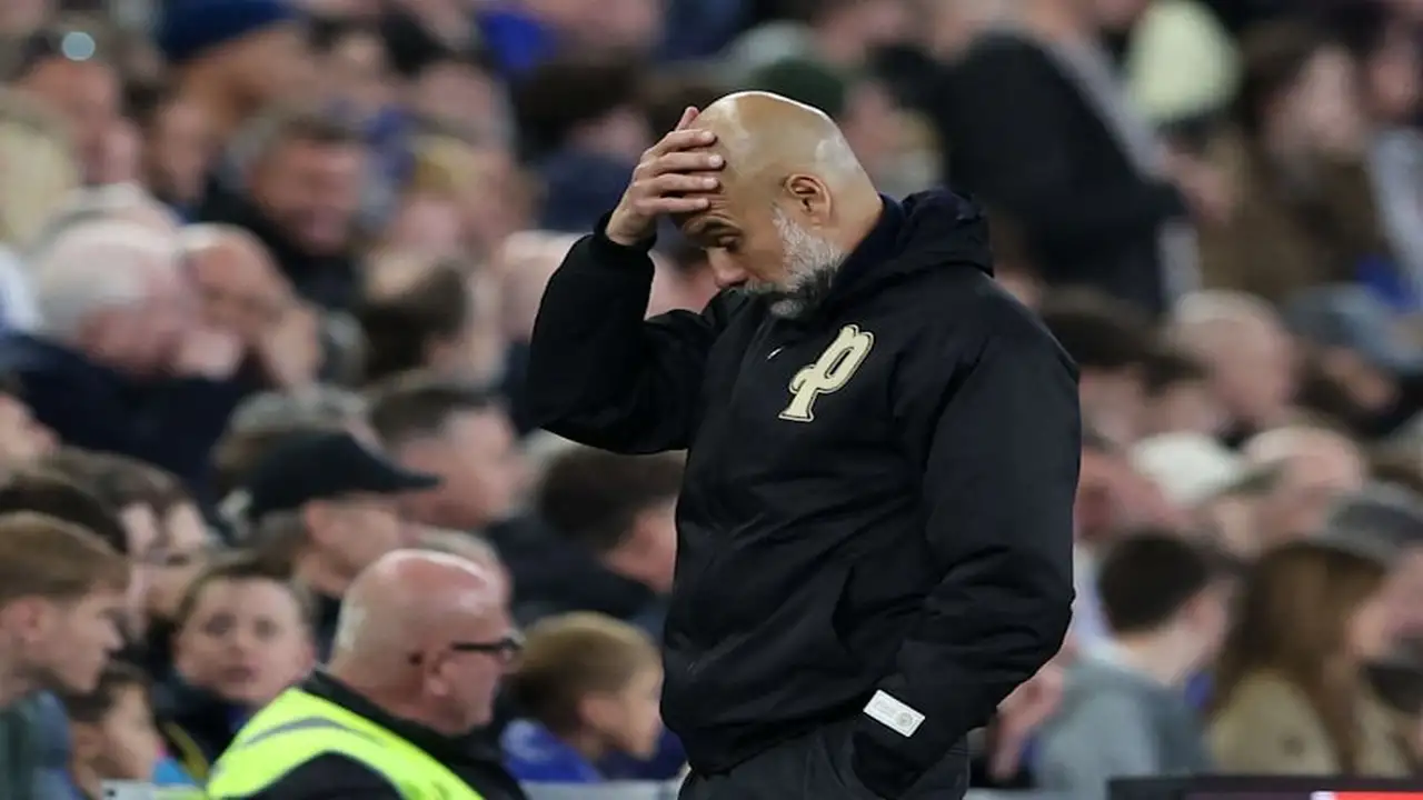 غوارديولا يقر بتأزم موقف مانشستر سيتي في الصراع على لقب الدوري الإنكليزي